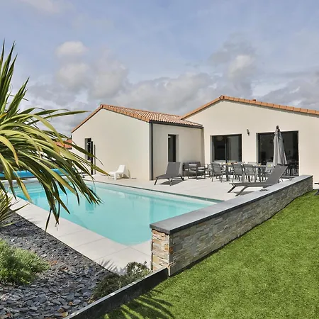 Quai Est Avec Piscine *
